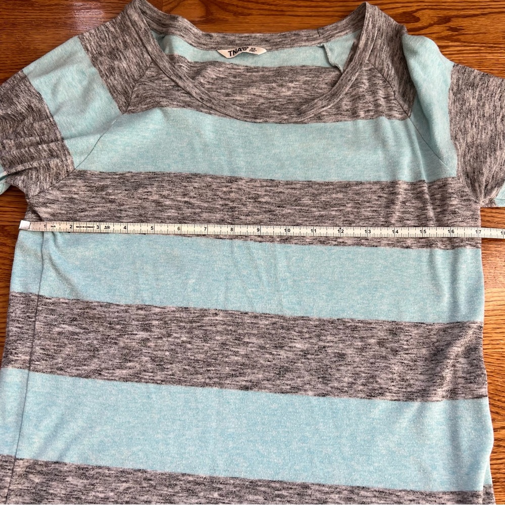 Aritzia TNA Striped 1/2 Sleece Crewneck - Picture 11 of 12